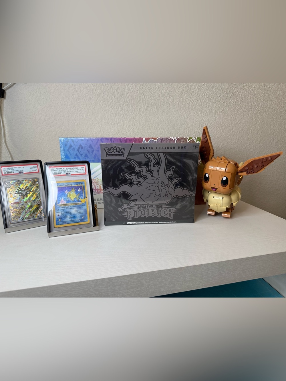 Pokemon Elite Trainer Box - Black and Silver Accents